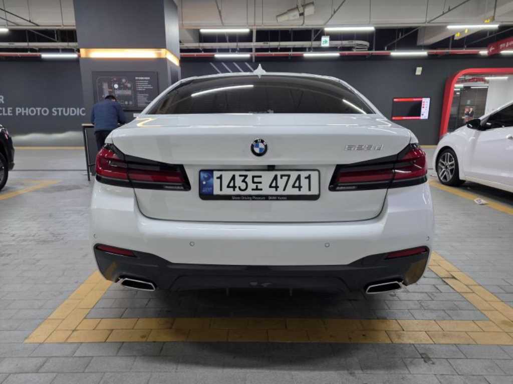 BMW 5 Series - Vista 6