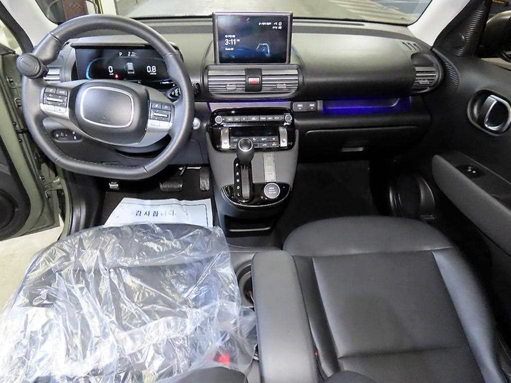 HYUNDAI Casper - Vista 12