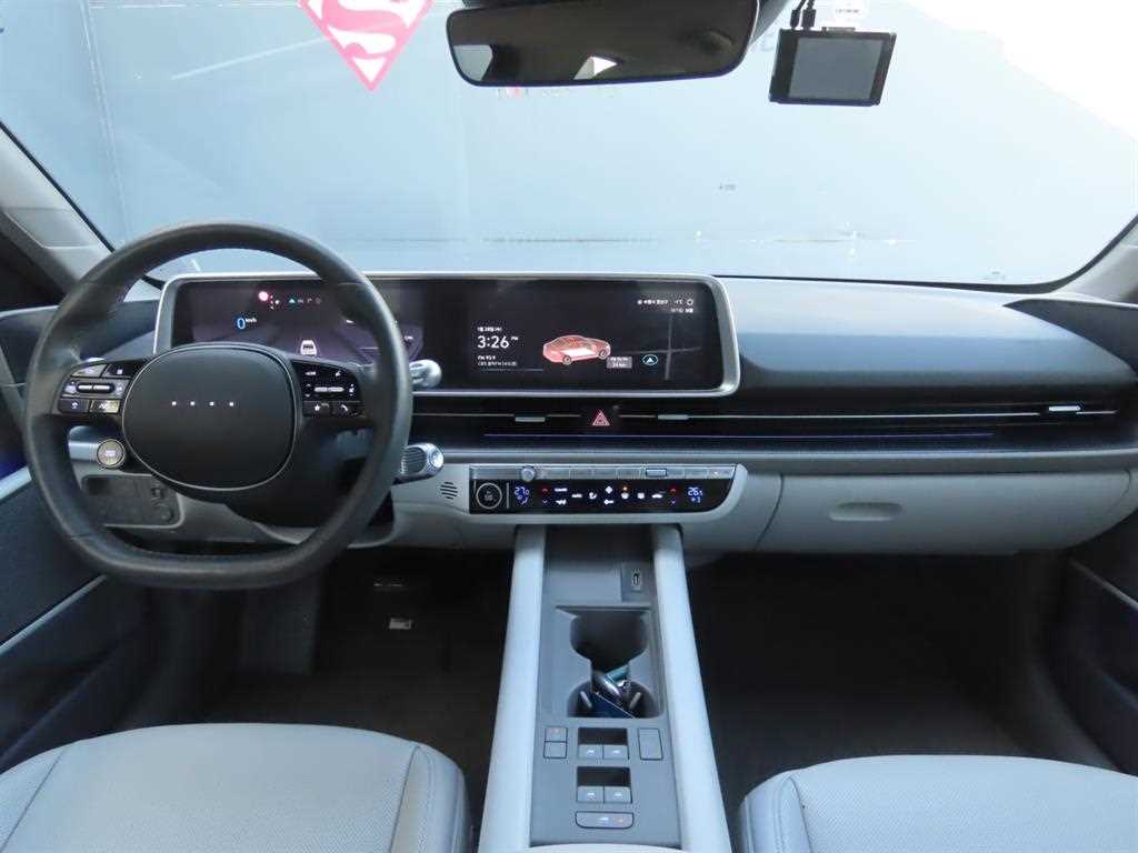 HYUNDAI Ioniq 6 - Vista 7