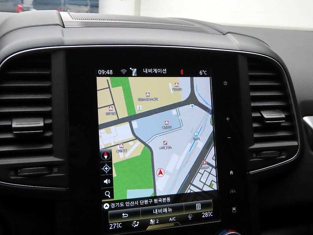 SAMSUNG QM6 - Vista 9