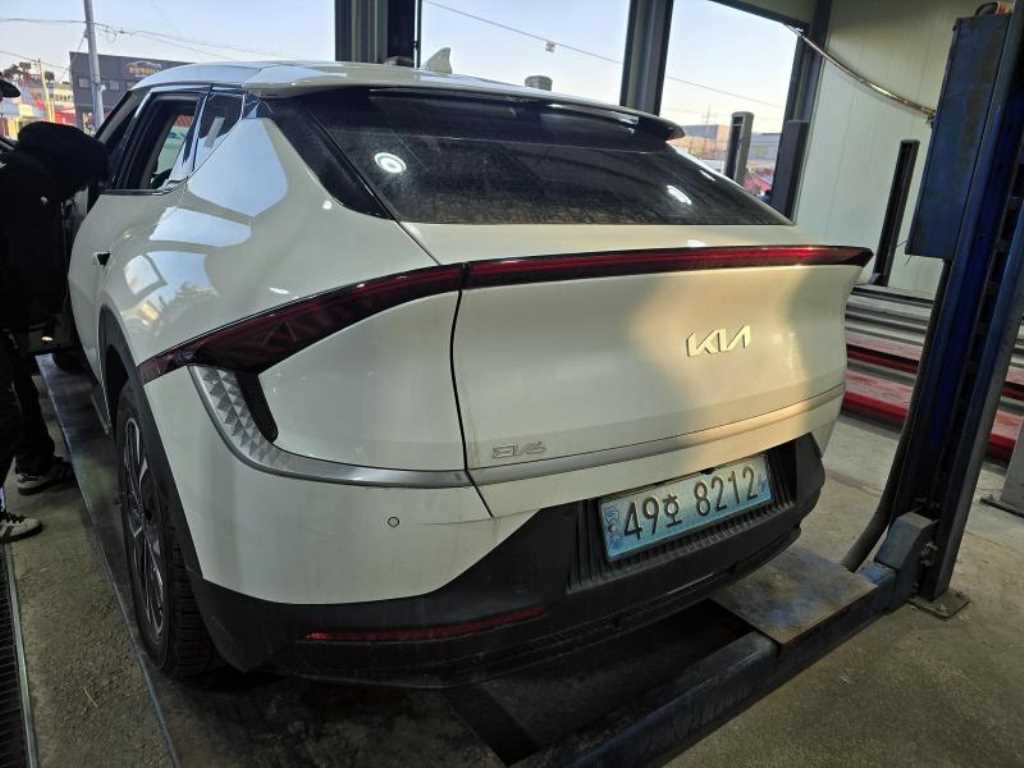 KIA EV6 - Vista 4