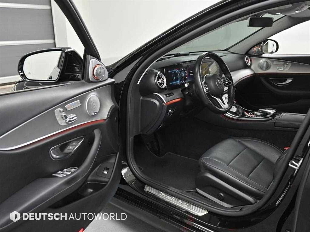 Mercedes Benz E class - Vista 11