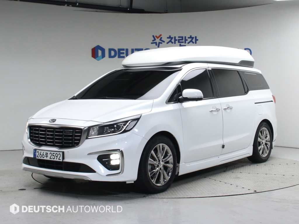 KIA Carnival 2019 Blanco - Importación desde Corea - HF Imports Iquique - Foto 1