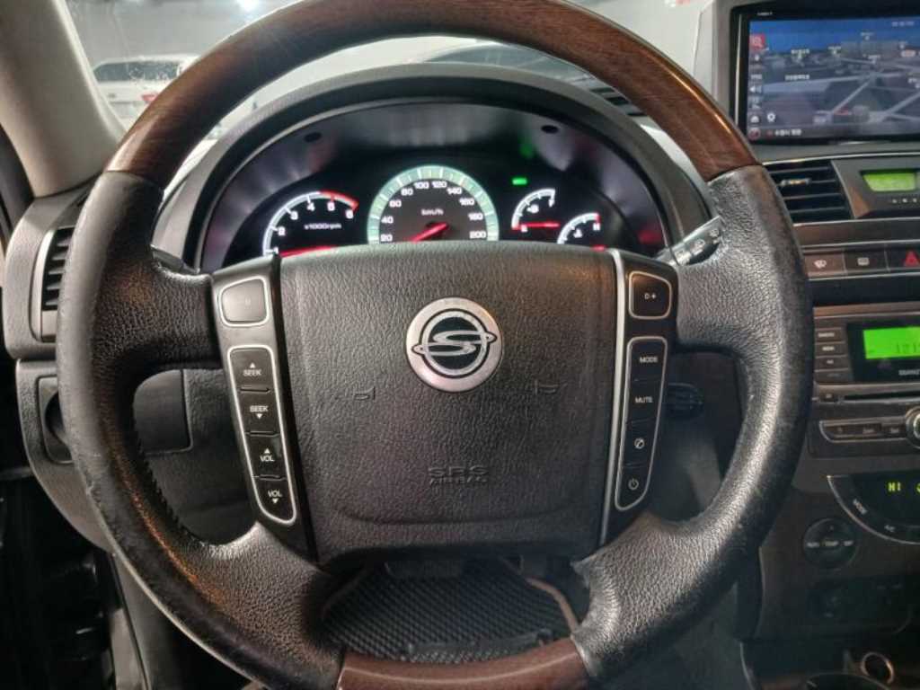 Ssangyong Rexton - Vista 11