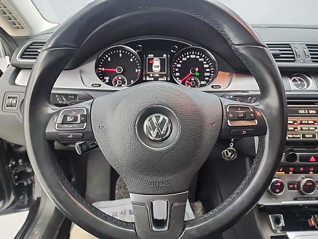 Volkswagen CC - Vista 9