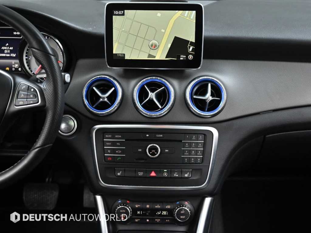 Mercedes Benz CLA Class 2016 Negro - Importación desde Corea - HF Imports Iquique - Foto 14