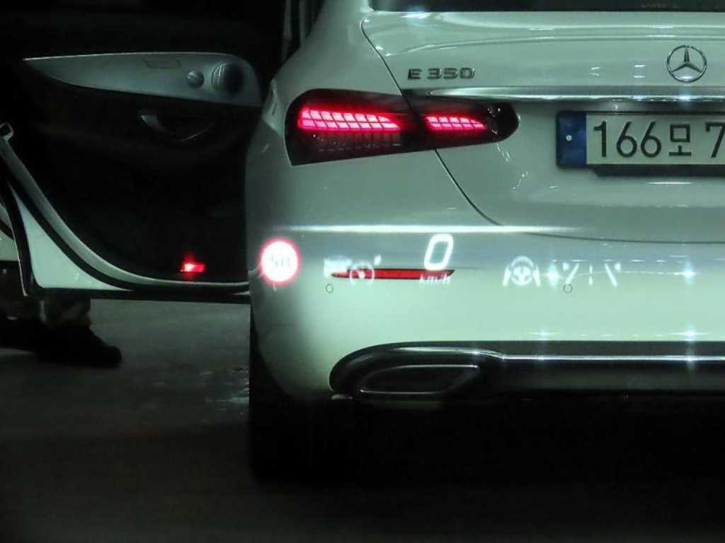 Mercedes Benz EQS 2023 Negro - Importación desde Corea - HF Imports Iquique - Foto 13