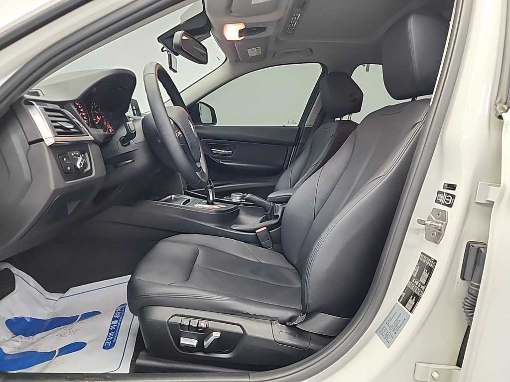 BMW 3 series - Vista 11