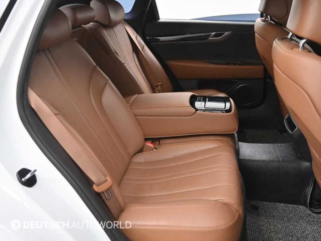 Genesis G80 - Vista 12