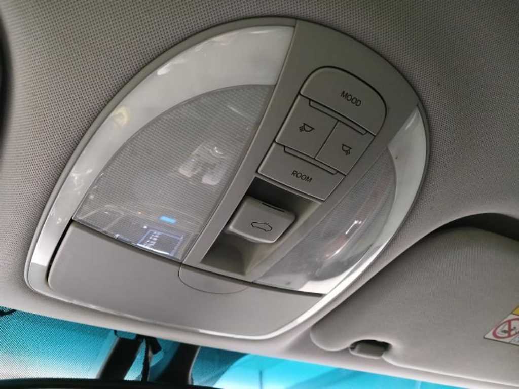 HYUNDAI Genesis 2009 Plateado - Importación desde Corea - HF Imports Iquique - Foto 17