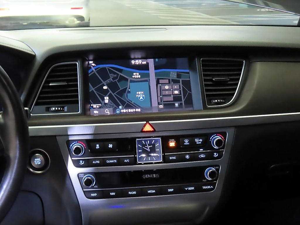 Genesis G80 - Vista 11