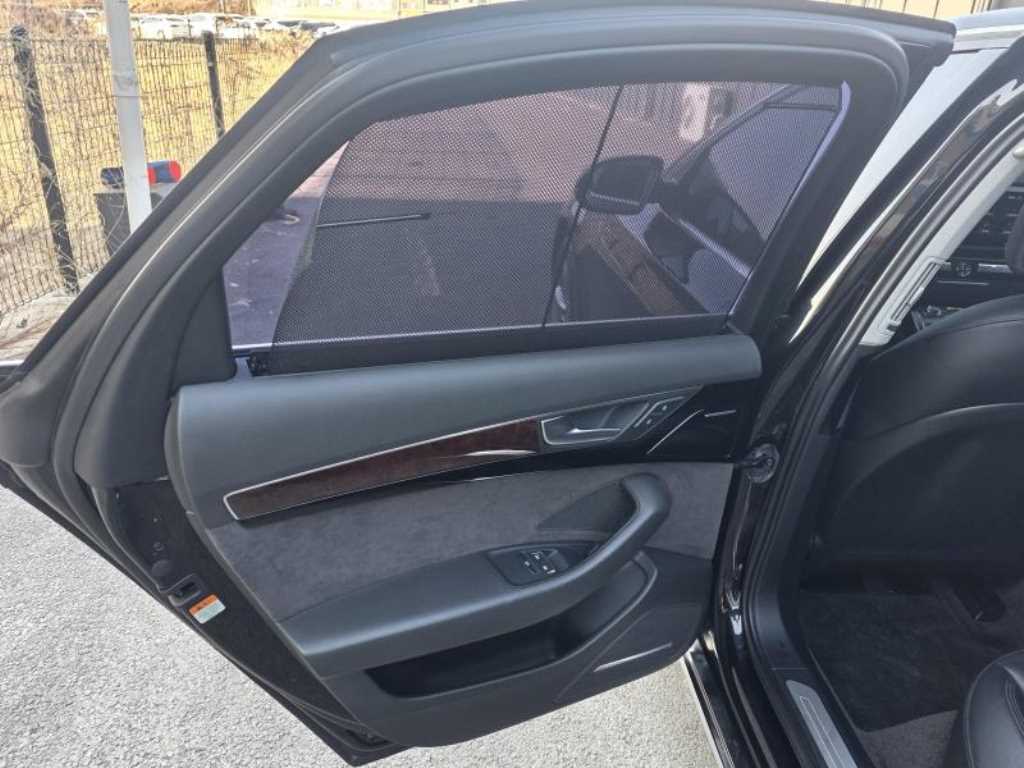 Audi A8 - Vista 7