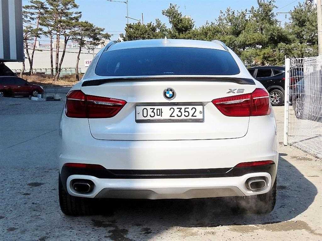 BMW X6 - Vista 4