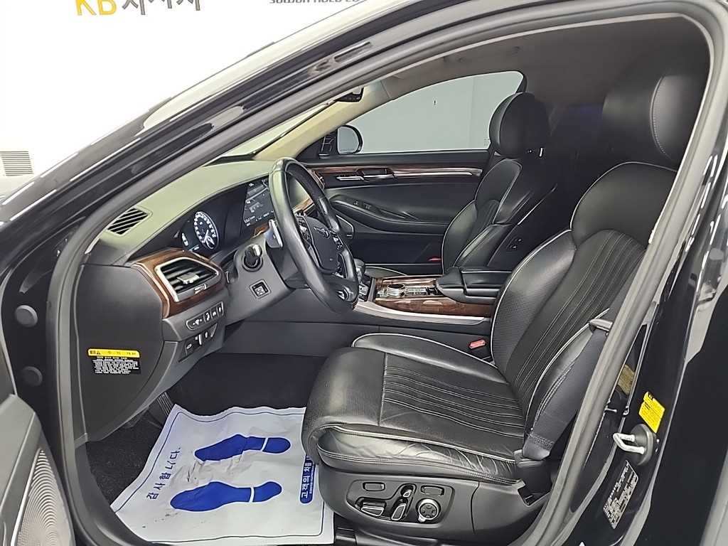 Genesis EQ900 - Vista 11