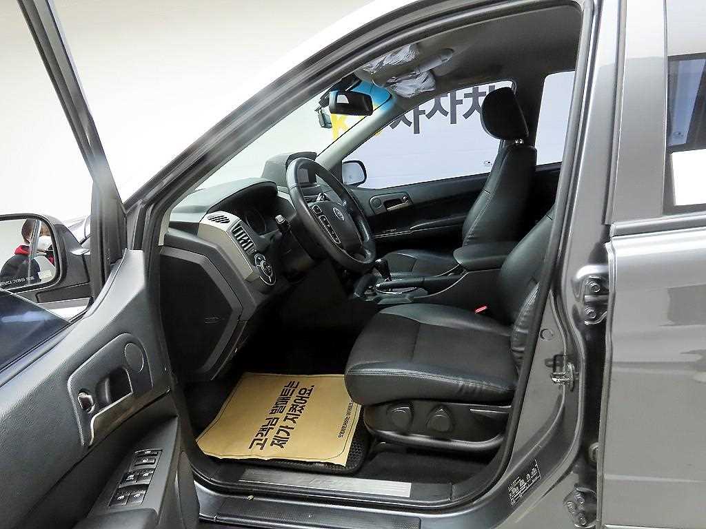 Ssangyong Korando 2014 Gris - Importación desde Corea - HF Imports Iquique - Foto 13