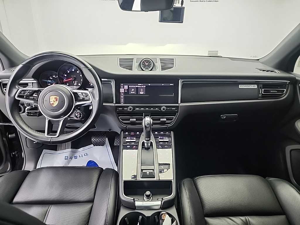 Porsche Macan - Vista 7