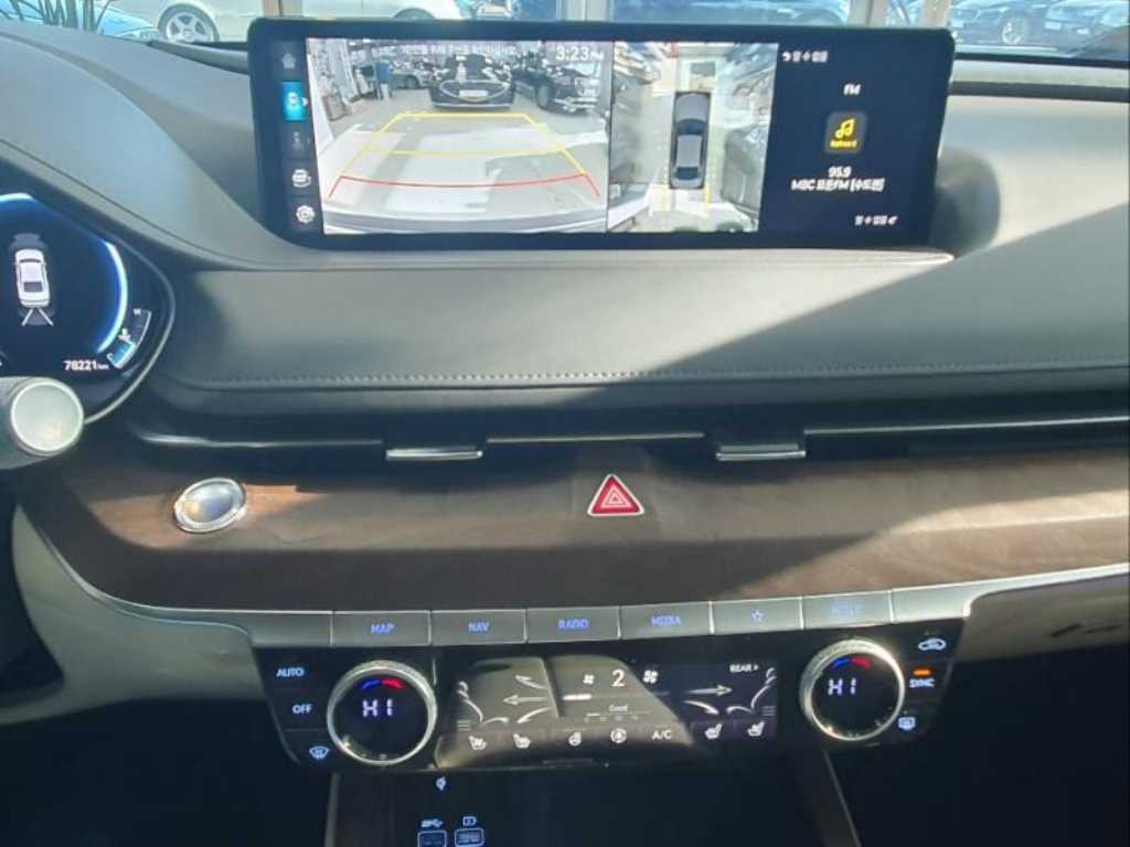 Genesis G80 - Vista 11