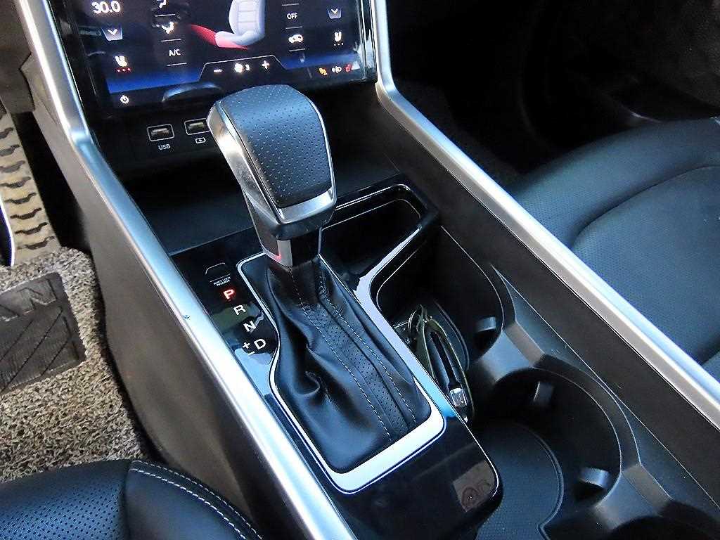 Ssangyong Torres - Vista 10