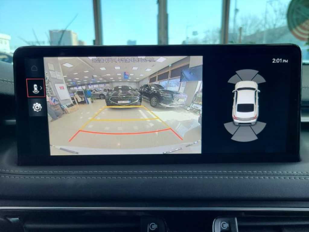 Genesis G70 - Vista 12