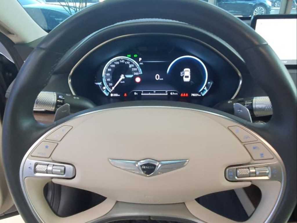 Genesis G80 - Vista 8