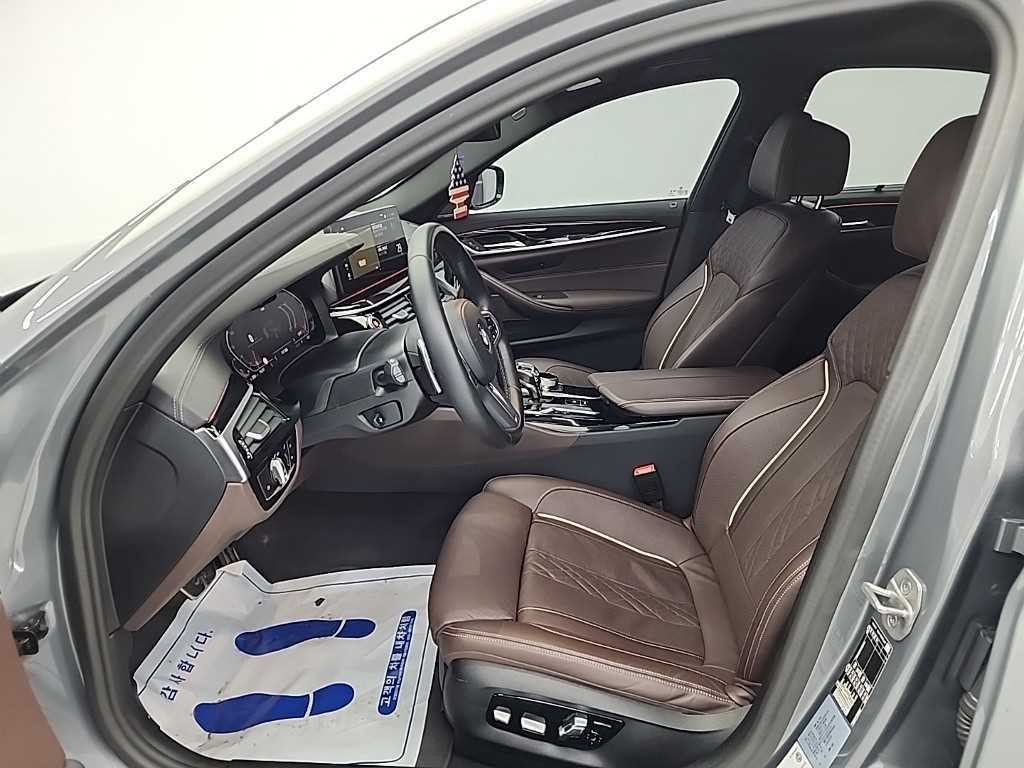 BMW 5 Series - Vista 11