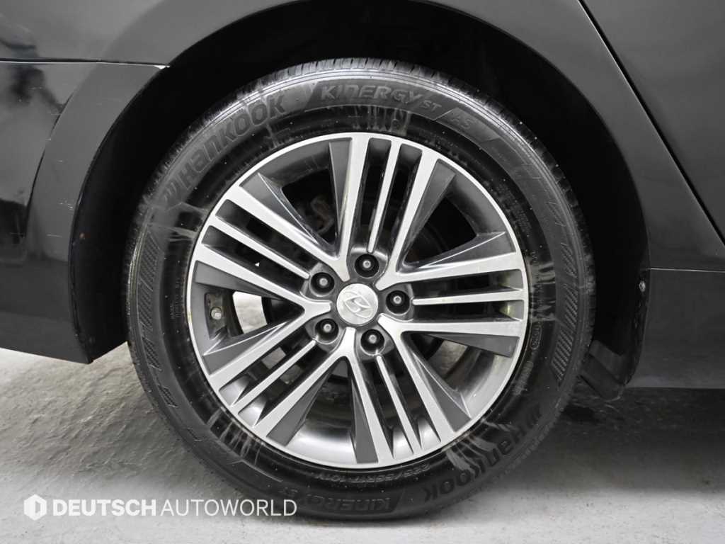 HYUNDAI Grandeur - Vista 5