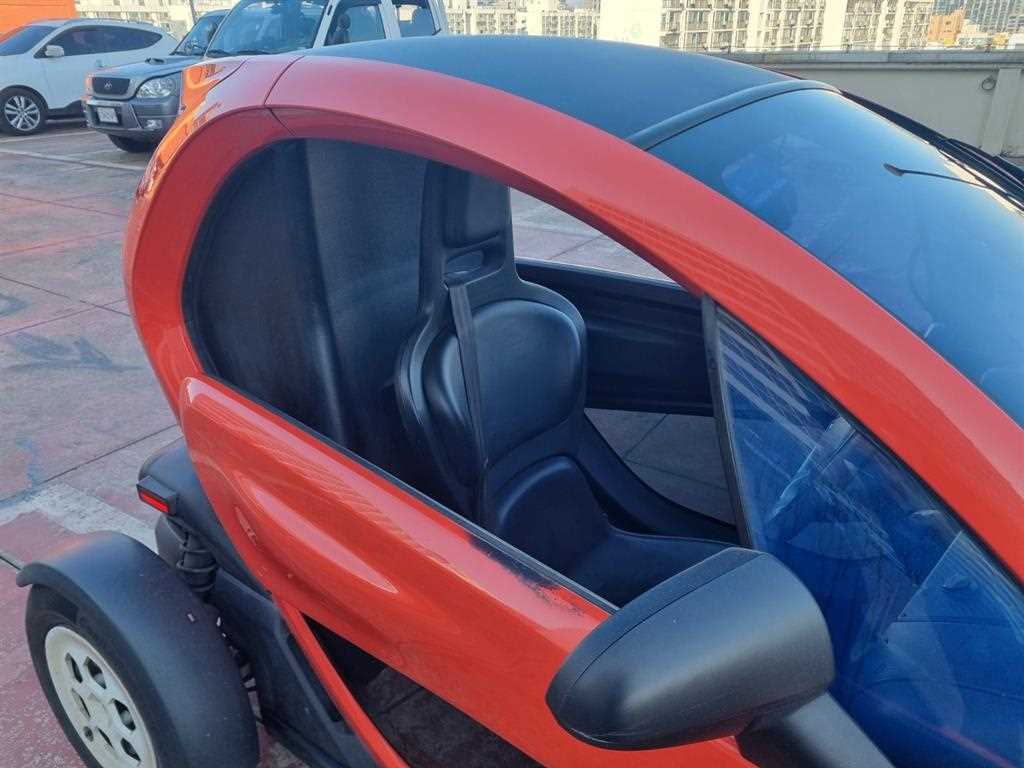 SAMSUNG Twizy - Vista 11