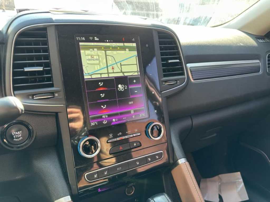 SAMSUNG QM6 - Vista 6