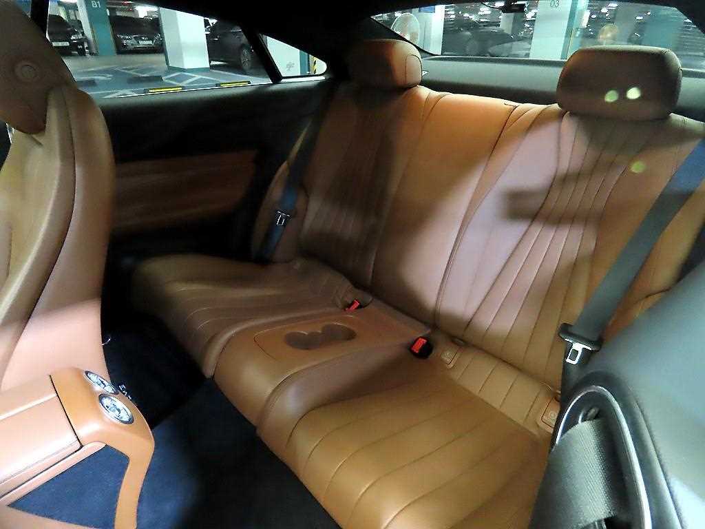 Mercedes Benz E class - Vista 7