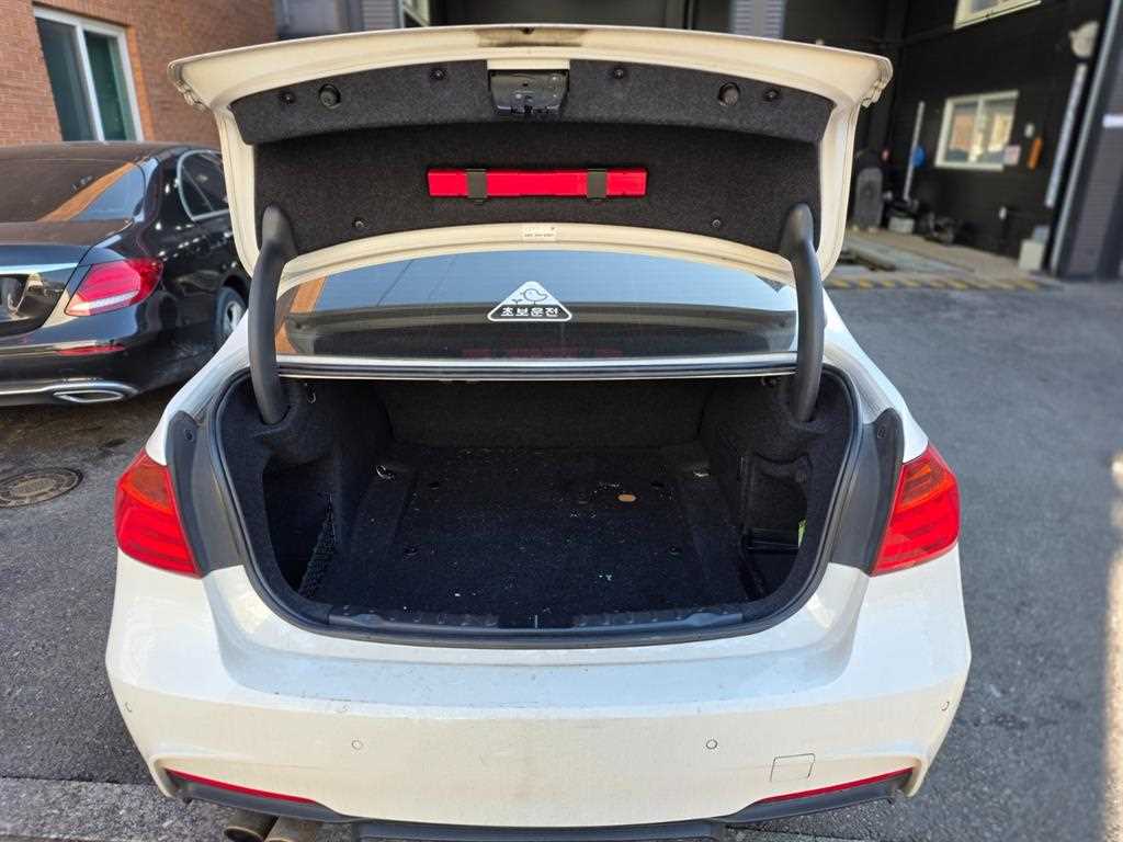 BMW 3 series 2012 Blanco - Importación desde Corea - HF Imports Iquique - Foto 14