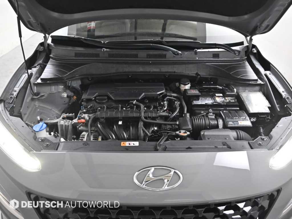 HYUNDAI Kona - Vista 6