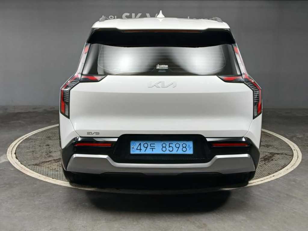 KIA EV9 - Vista 5