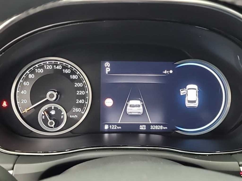 Genesis GV70 - Vista 6