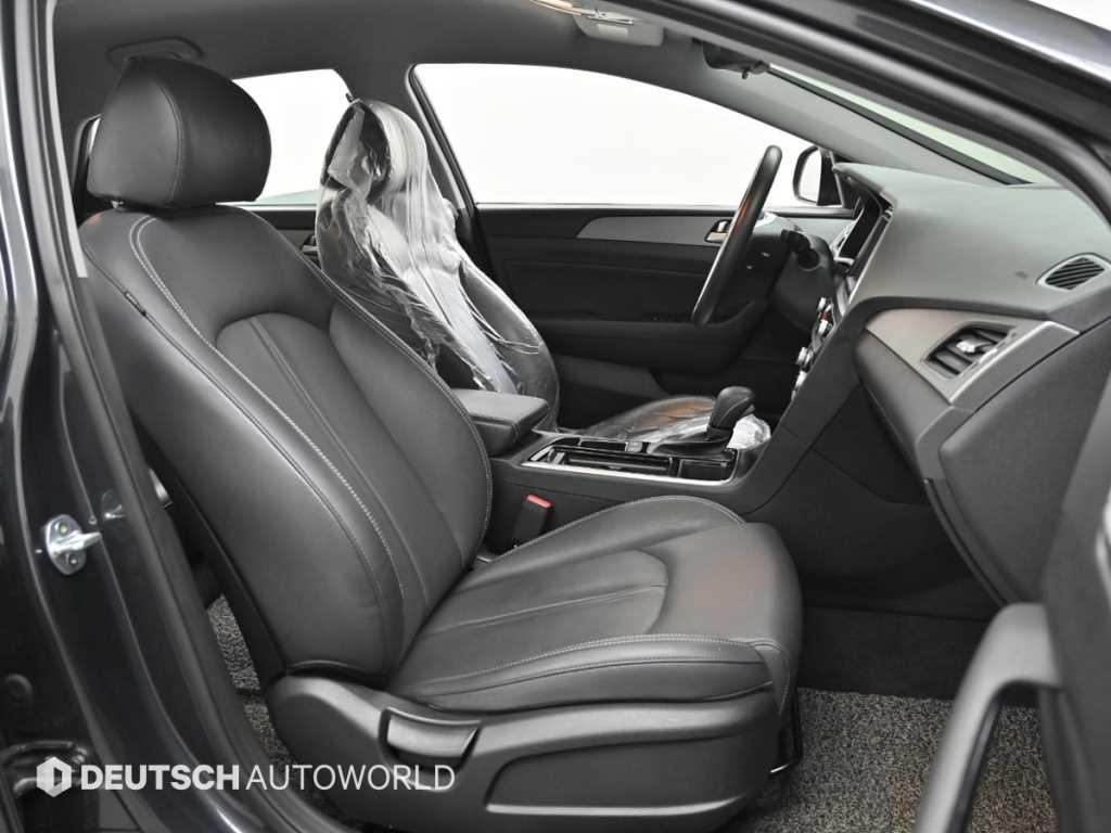 HYUNDAI Sonata - Vista 10