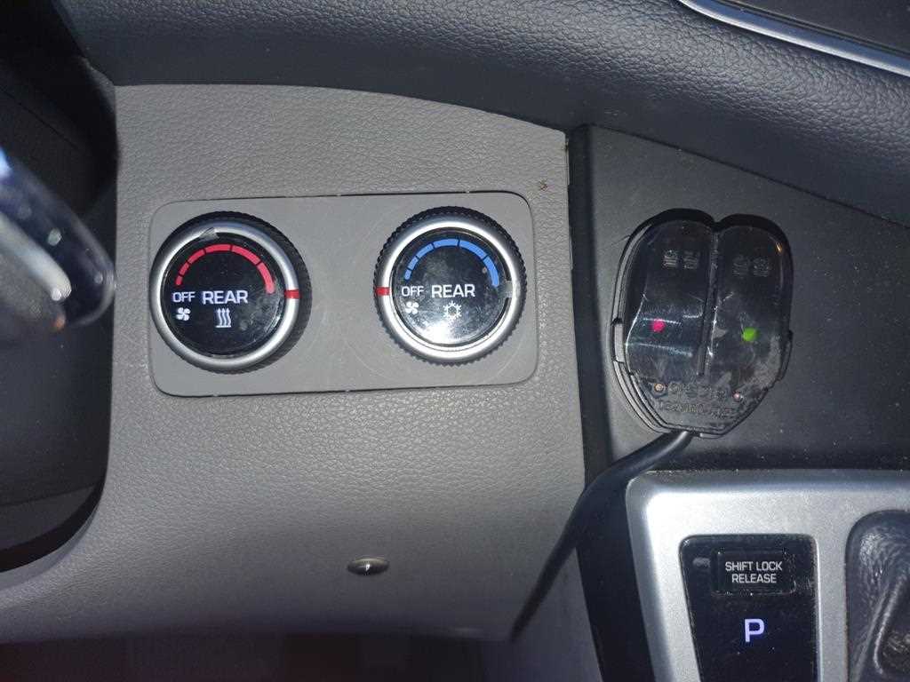 HYUNDAI Solati - Vista 11