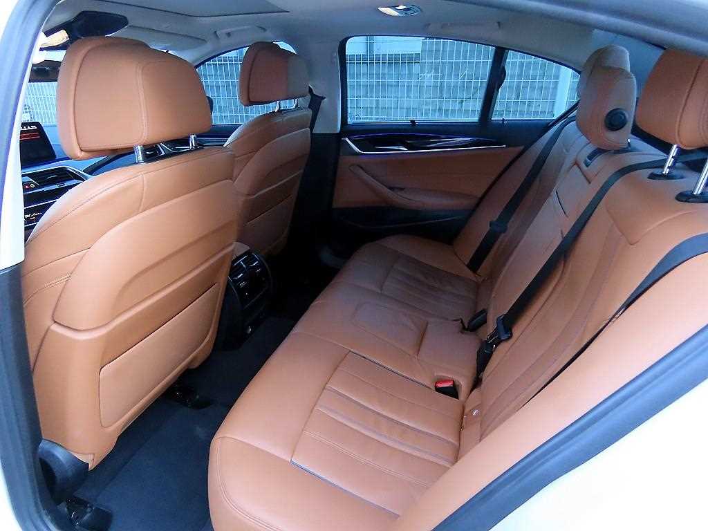 BMW 5 Series - Vista 6