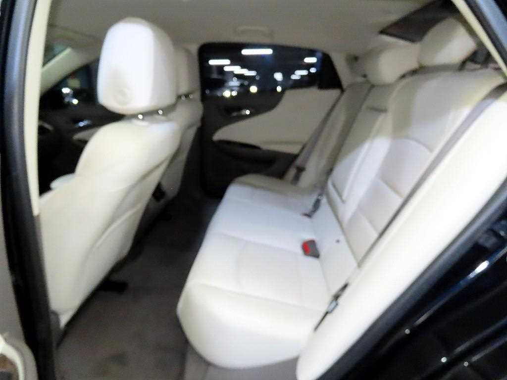 Chevrolet Malibu - Vista 7