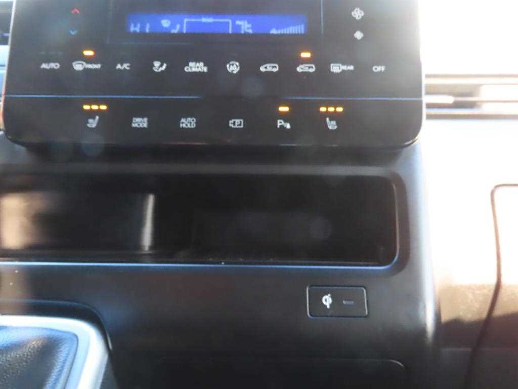 HYUNDAI Staria - Vista 6