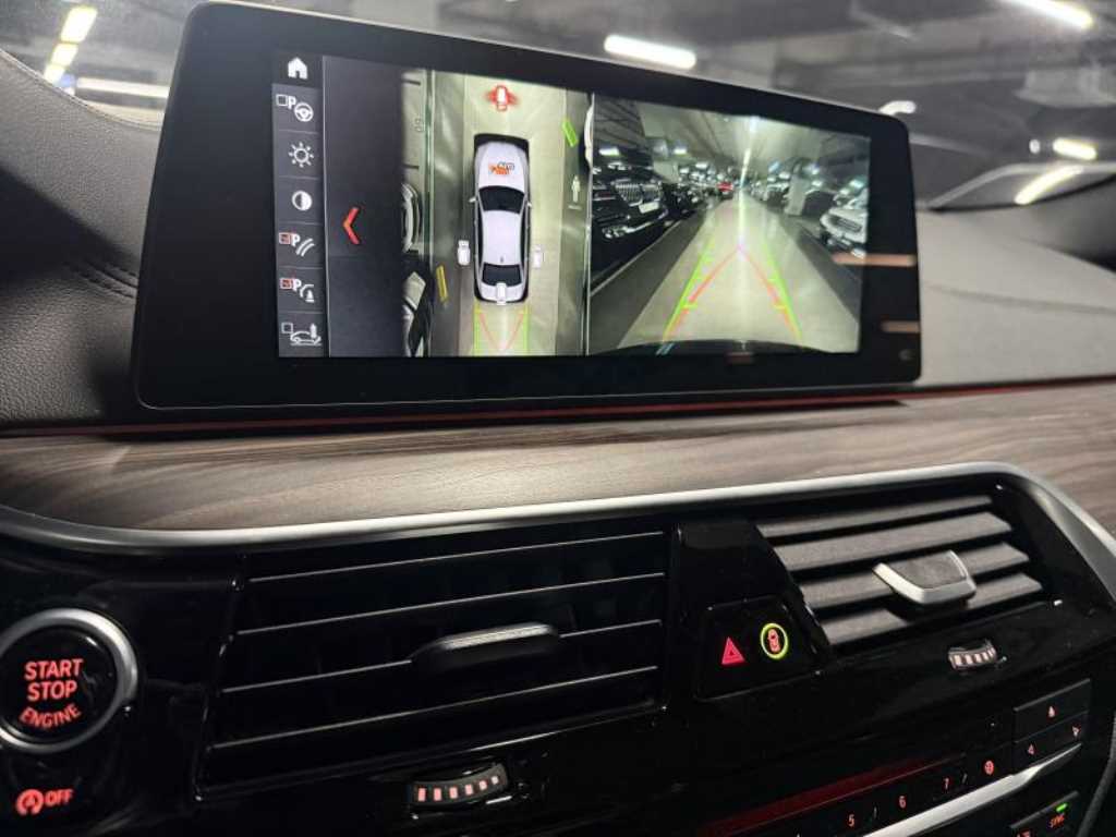 BMW 5 Series - Vista 10