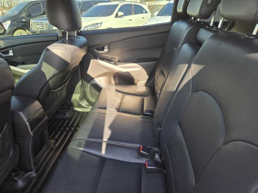 Ssangyong Korando - Vista 9