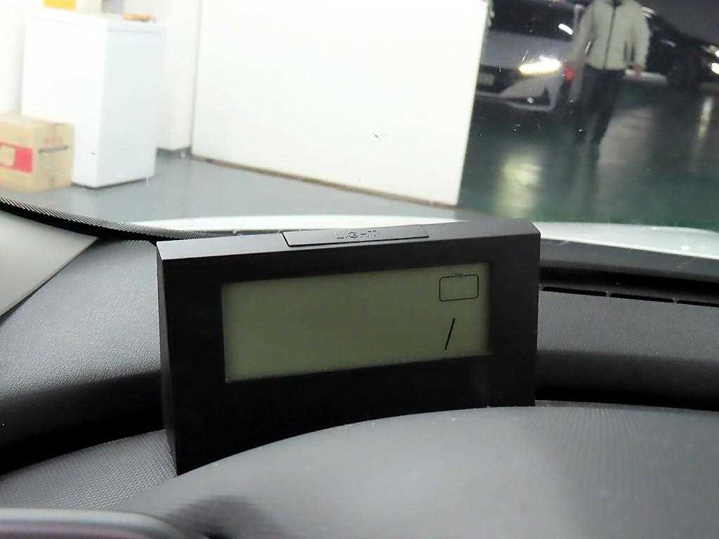 HYUNDAI Avante 2021 Blanco - Importación desde Corea - HF Imports Iquique - Foto 13