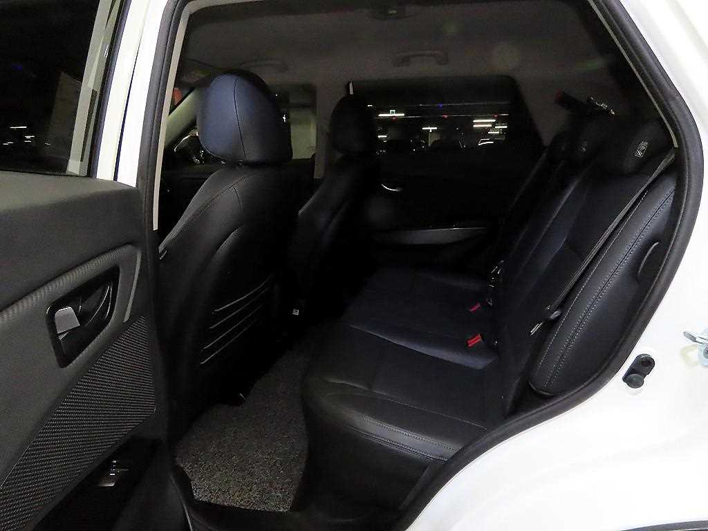 Ssangyong Tivoli - Vista 7