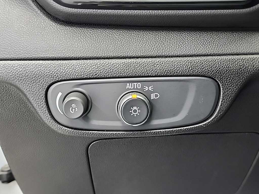 Chevrolet Bolt 2023 Plateado - Importación desde Corea - HF Imports Iquique - Foto 18