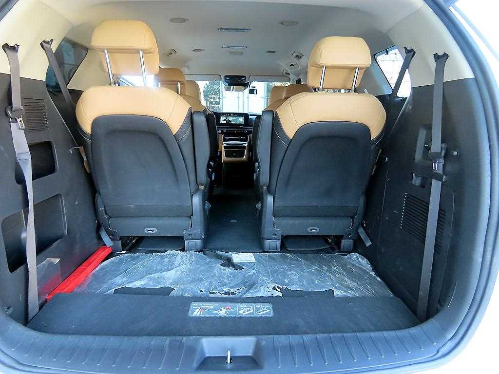 KIA Carnival 2023 Blanco - Importación desde Corea - HF Imports Iquique - Foto 16