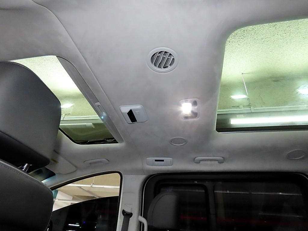 HYUNDAI Staria 2024 Blanco - Importación desde Corea - HF Imports Iquique - Foto 14