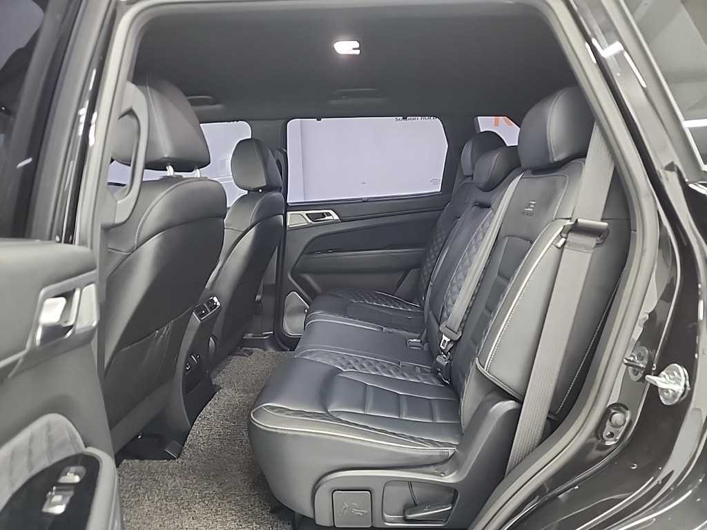 Ssangyong Rexton - Vista 12