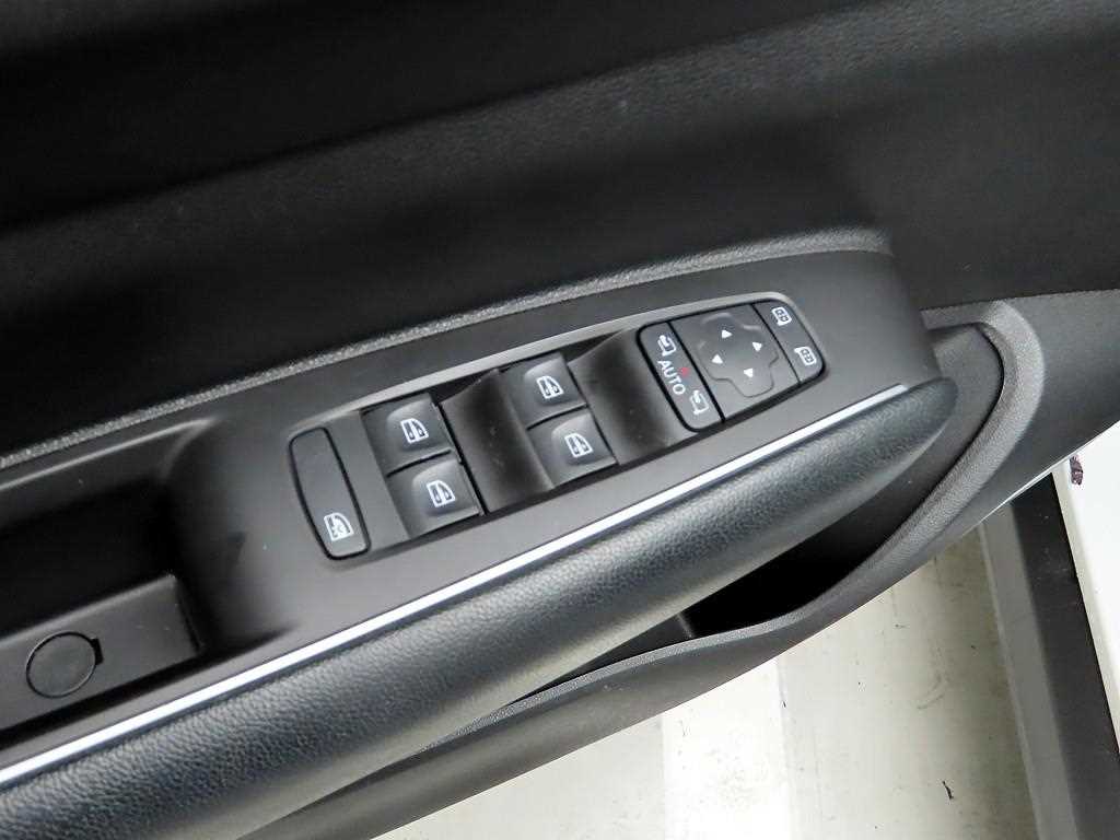 SAMSUNG QM6 - Vista 12