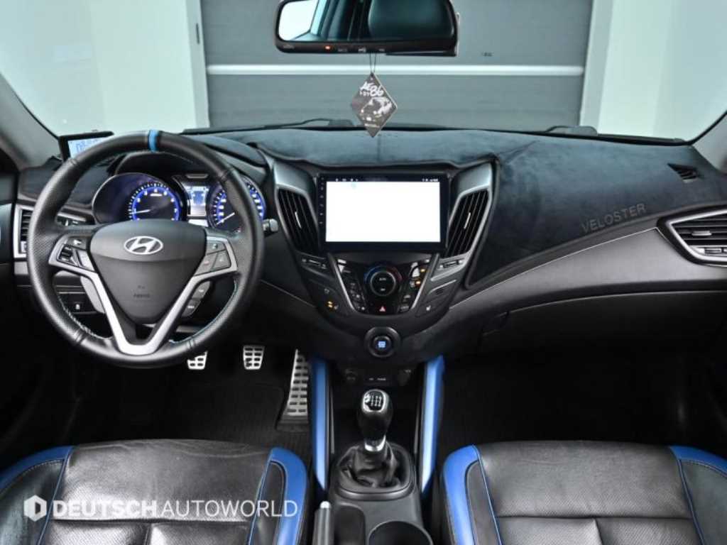 HYUNDAI Veloster - Vista 7