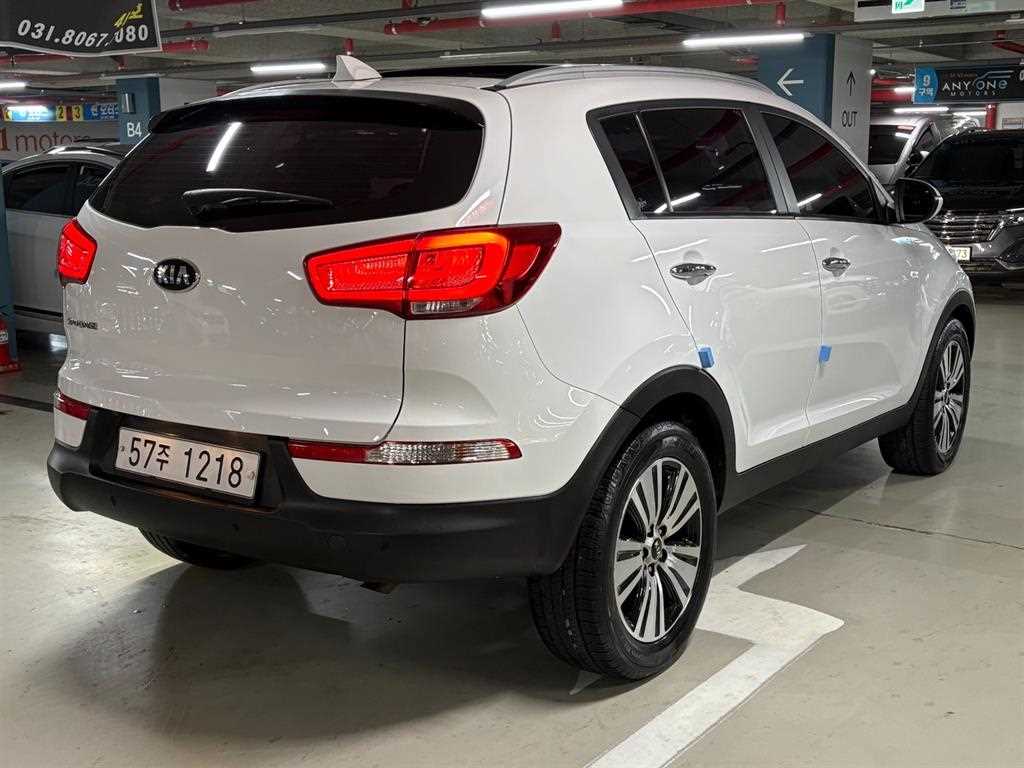 KIA Sportage - Vista 4