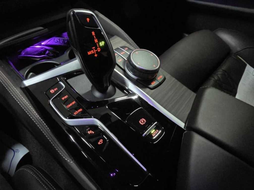 BMW 5 Series - Vista 10